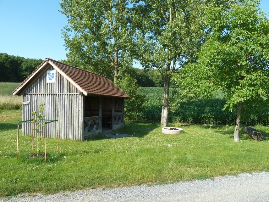 Barfusspfad Wanderschutzhütte